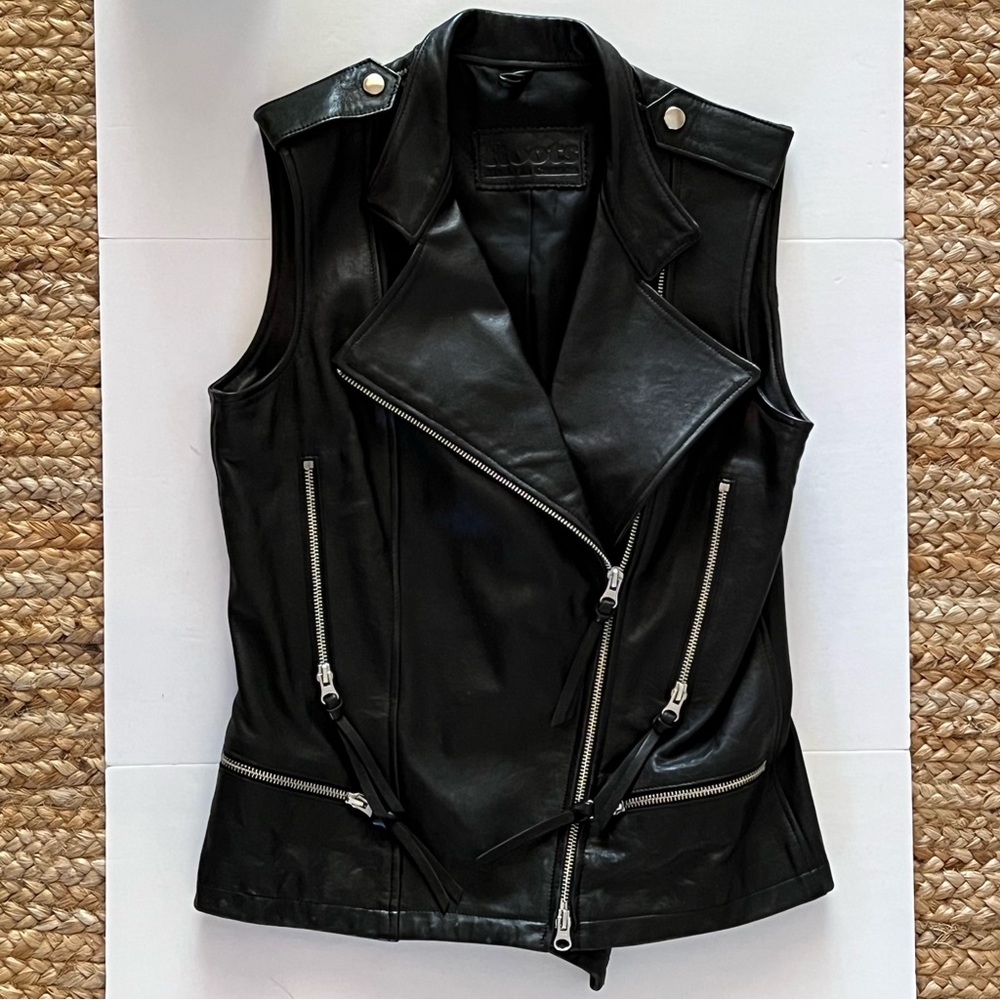 Roots Asymmetrical Leather Moto Vest size 4/Small